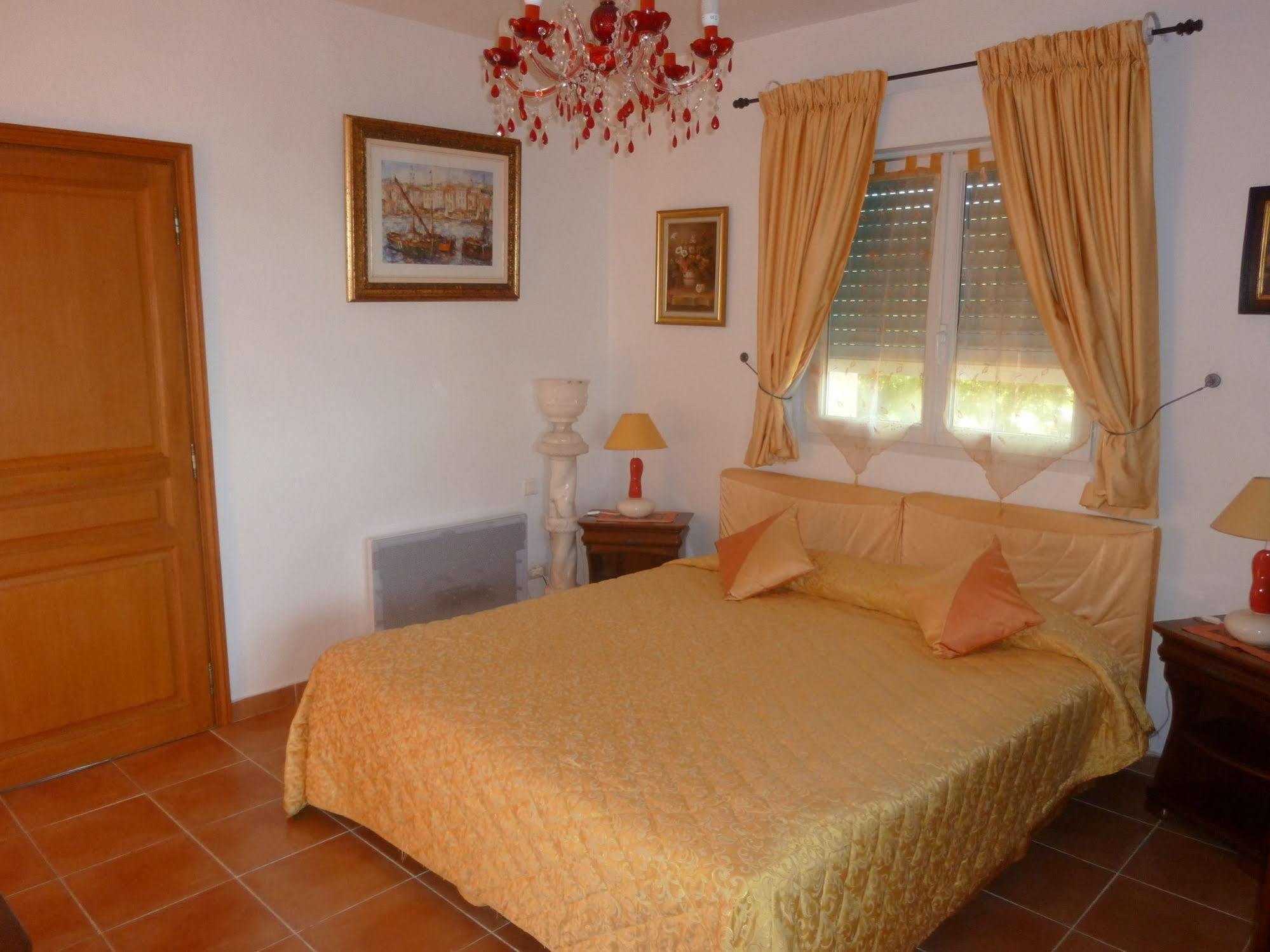 Hotel Martinengo Σαιντ-Μαξίμ Εξωτερικό φωτογραφία