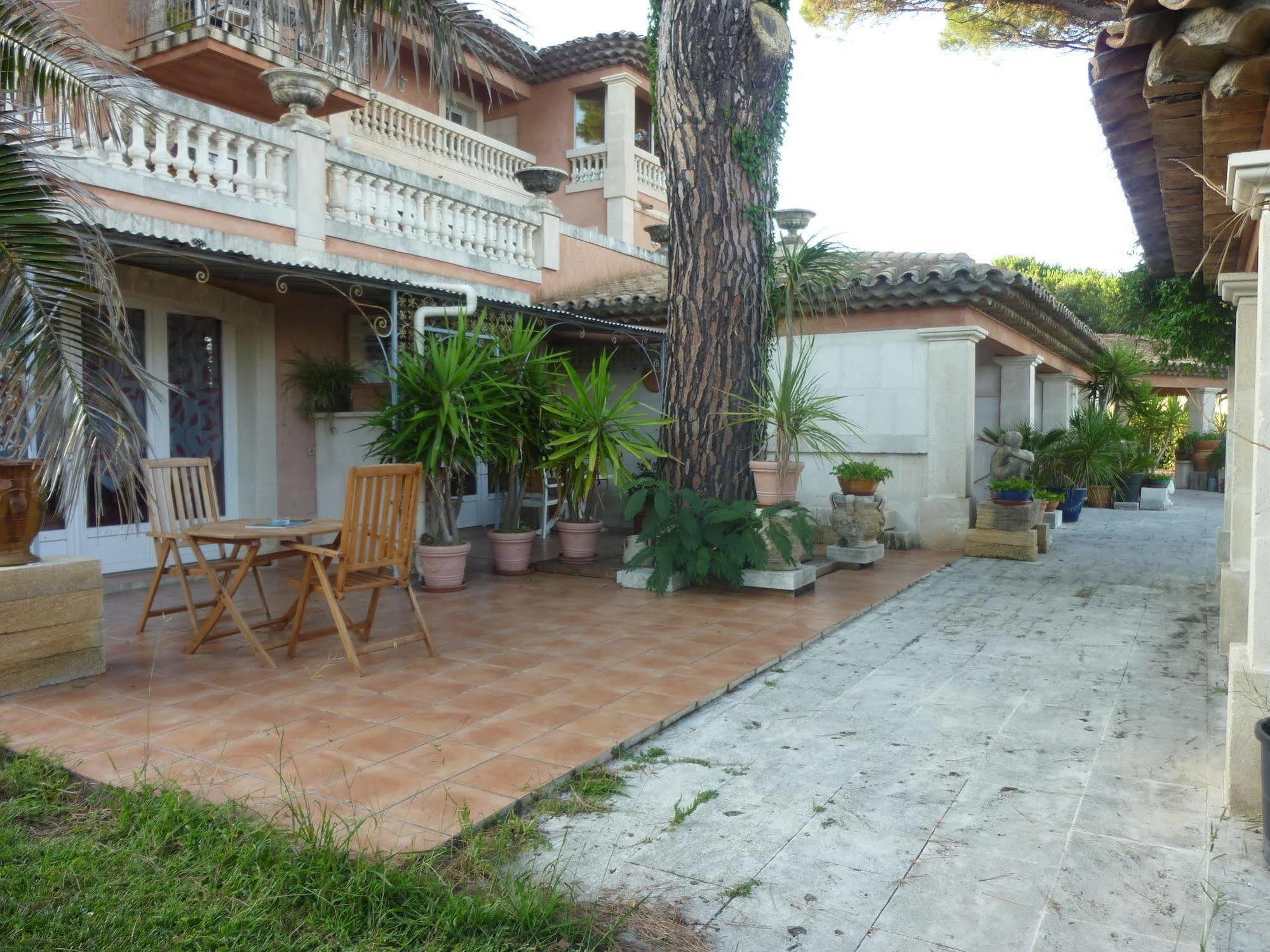 Hotel Martinengo Σαιντ-Μαξίμ Εξωτερικό φωτογραφία